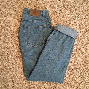 Vintage high waisted jeans